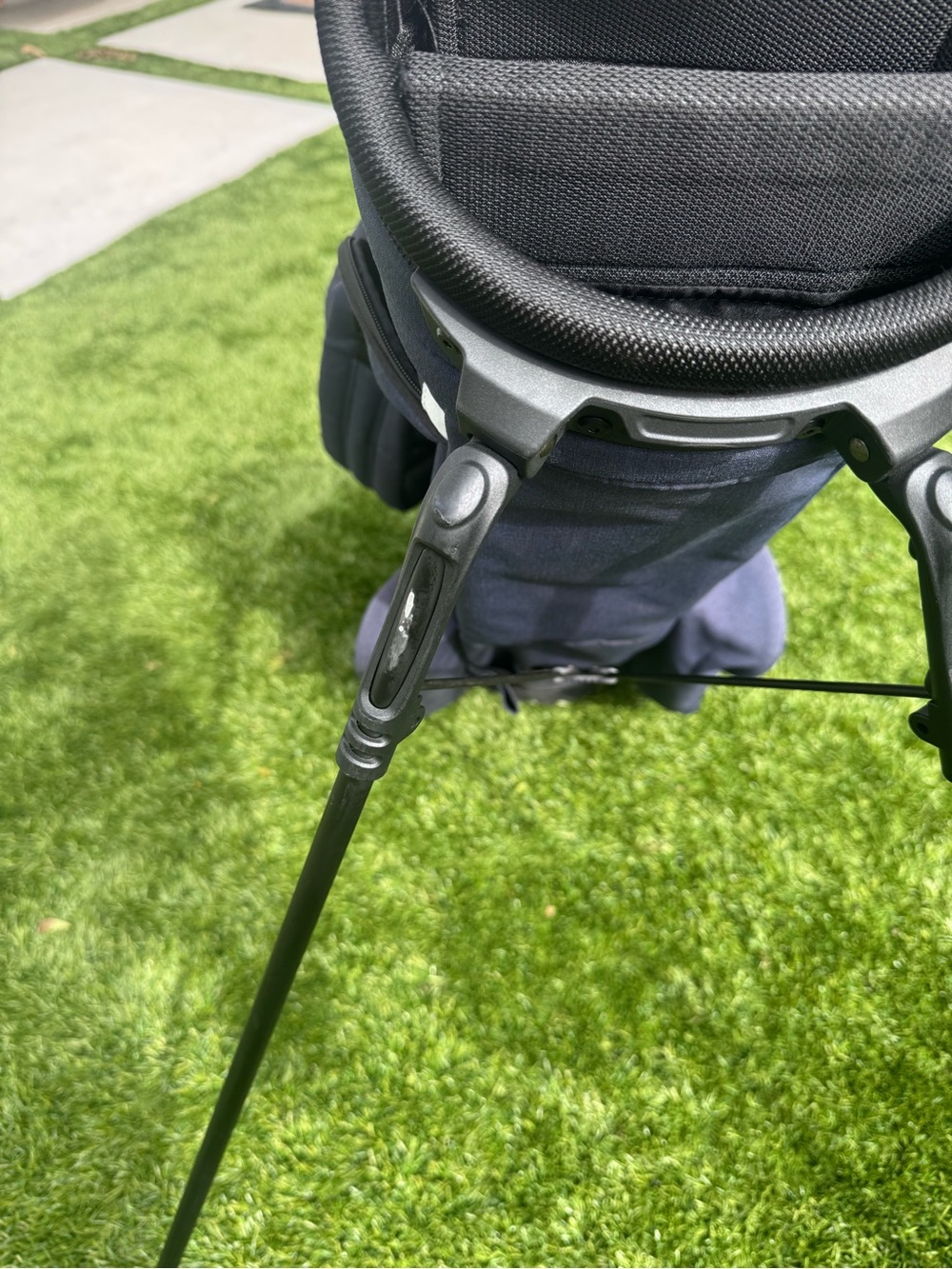 Jones Rover Golf Bag - Picture 5 of 5